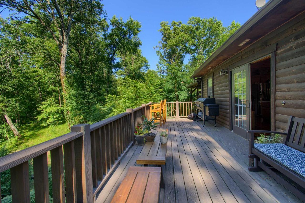 Luxury Pearcy Cabin With 5 Private Acres And Hot Tub! Eksteriør bilde