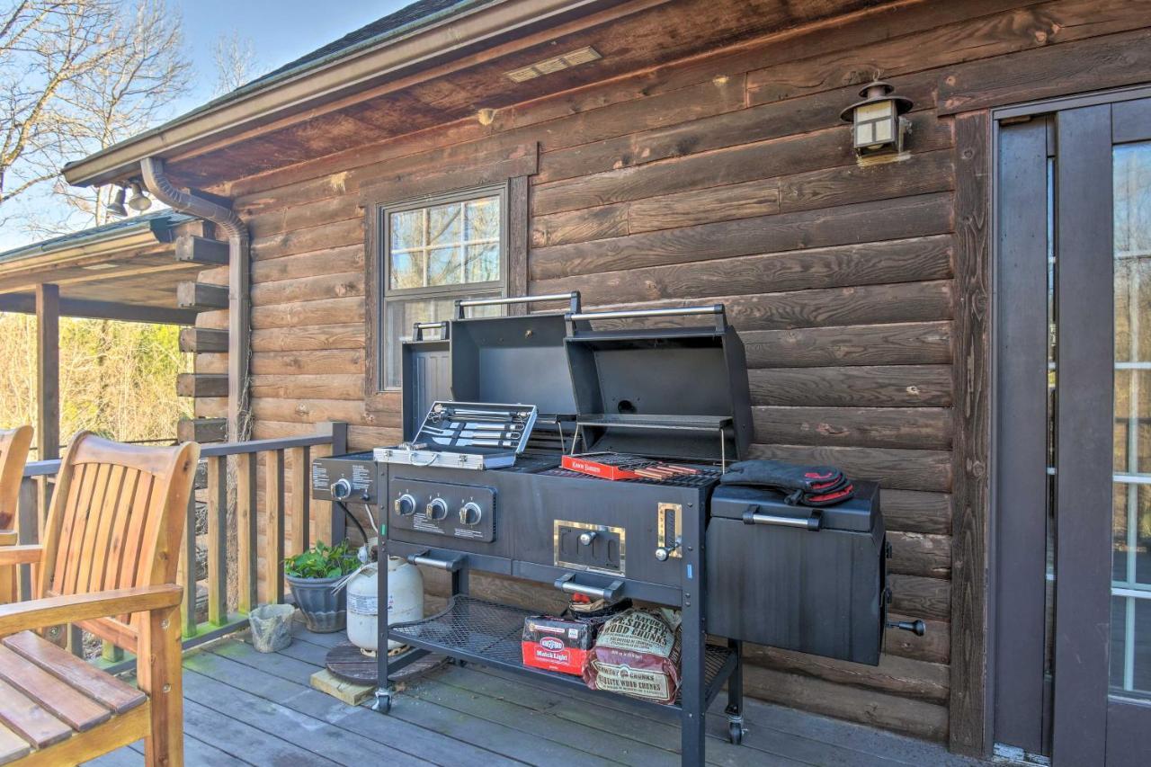 Luxury Pearcy Cabin With 5 Private Acres And Hot Tub! Eksteriør bilde