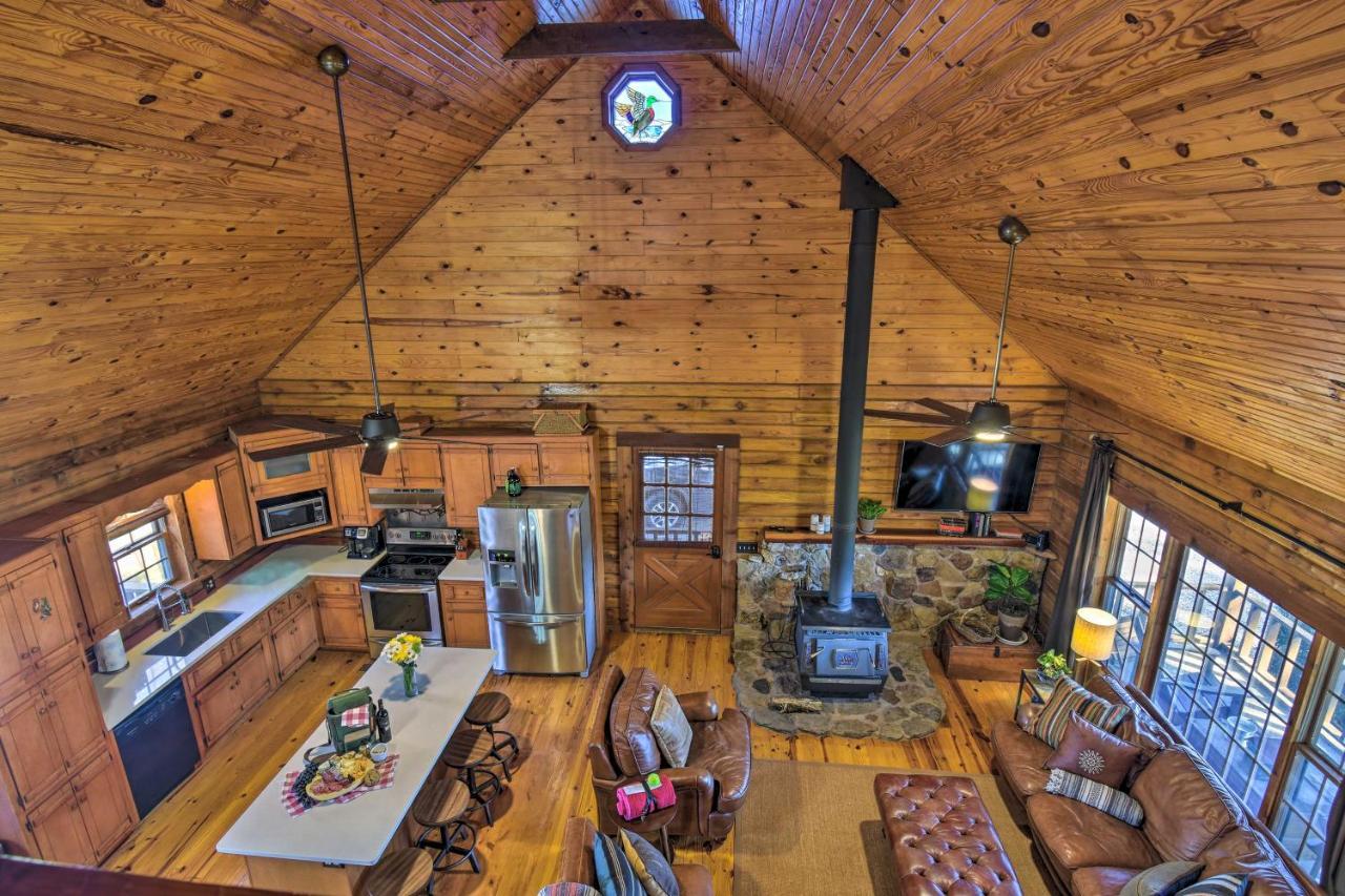 Luxury Pearcy Cabin With 5 Private Acres And Hot Tub! Eksteriør bilde