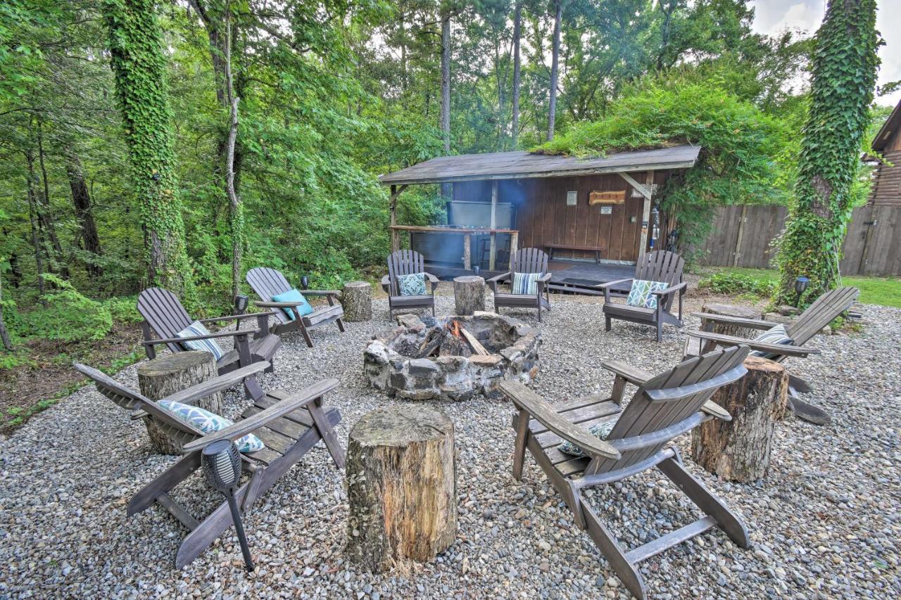 Luxury Pearcy Cabin With 5 Private Acres And Hot Tub! Eksteriør bilde