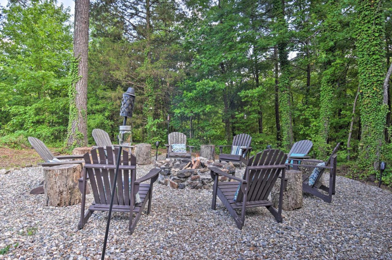 Luxury Pearcy Cabin With 5 Private Acres And Hot Tub! Eksteriør bilde